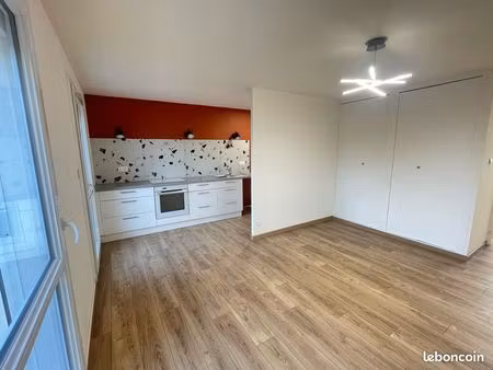 a louer f2 brabois avec garage