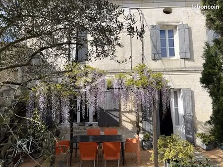 maison 6 pièces 179 m²