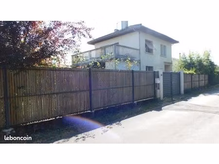 vente maison avec jardin cloturée