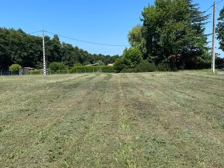 terrain prêt à construire avec permis accepté – 1273 m²