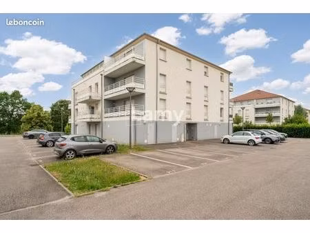 studio 1 pièce 35 m²