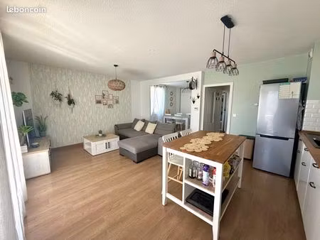 appartement lumineux 70 4m2