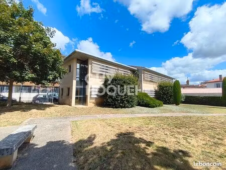 à louer 10 bureaux 265 m² à marmande