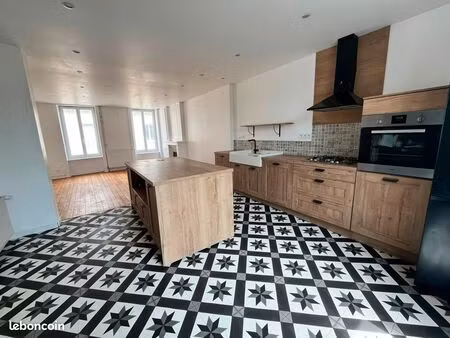 hyper-centre – quartier asselin – duplex 122 m² (136m2 au sol) rénové avec jardin privatif