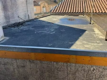 ? rare à firminy – studio toit terrasse 46m²   terrasse 37 m² sans vis-à-vis – 65 000