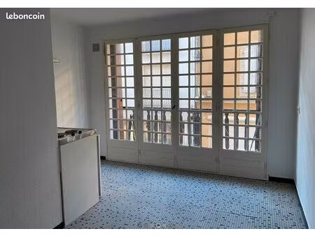 immeuble locatif ( 4 appartements) proche centre ville