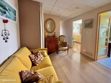 appartement 3 pièces 75 m²