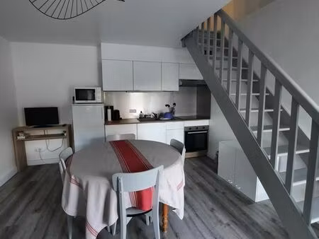 a louer studio meublé