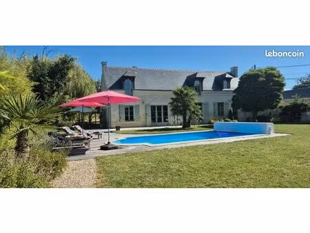 longère avec piscine 204 m2