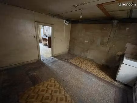 ?◊ maison de 180 m² à rénover – garage – jardin 200 m² – marbache