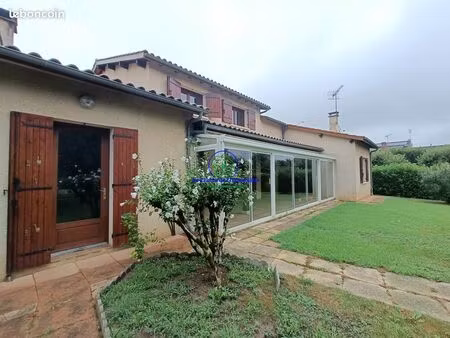 villa 6 pièces 161 m²
