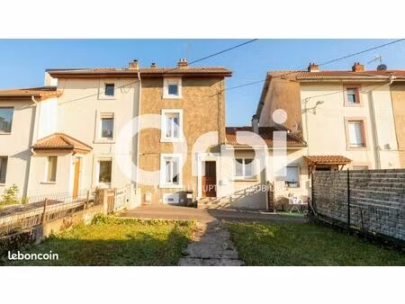 maison 3 pièces 60 m²