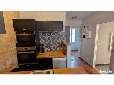 t2 chartrons intérieur et façade rénovés + clim 42 m2