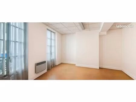 bureaux 113 m² montargis