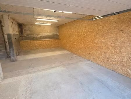 a louer box stockage/dépôt