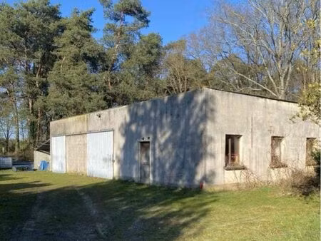 local commercial   atelier  garage  bureaux  stockage