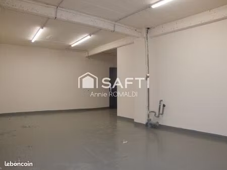 local 421 m² argenteuil