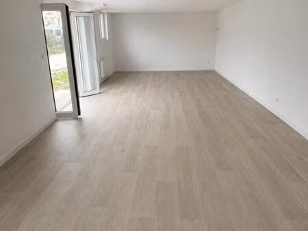 local commercial / bureaux à louer – gien