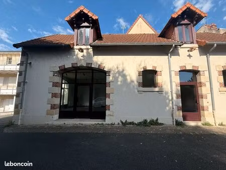 local commercial 45 m² nevers