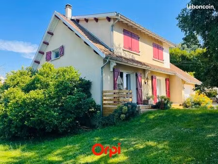 maison 4 pièces 132 m²