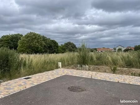 terrain à bâtir de 824 m² à taissy – exclusivité