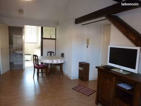 studio meublé 24 m² centre ville 430 cc