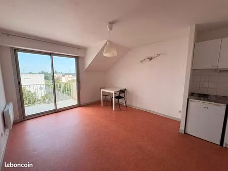 location studio non meublé