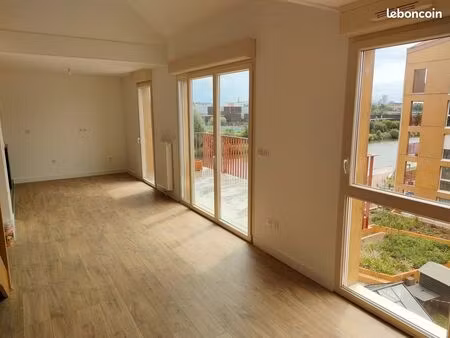 st andré appart 2 chambres t3 de 87 m2 utile (70 m² loi carrez)