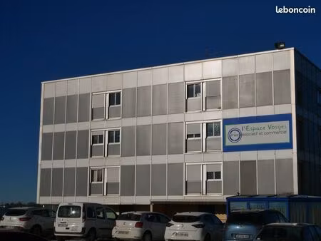 local commercial 79 m²