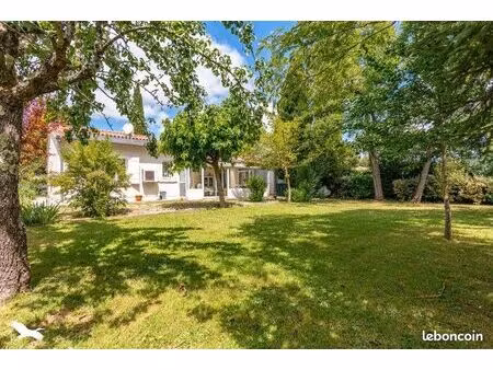 pavillon 4 pièces 135 m²