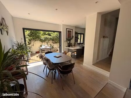 maison 6 pièces 110 m²