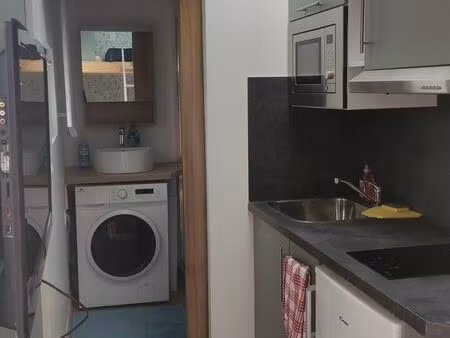 studio meublé 9m²