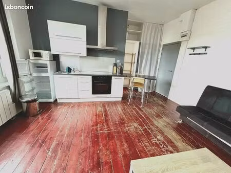 studio 1 pièce 25 m²
