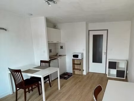 studio meublé 24 m²