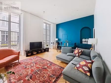 appartement 5 pièces 143 m²