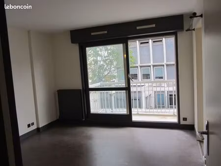 f1 de 30 m2 quartier de gaulle