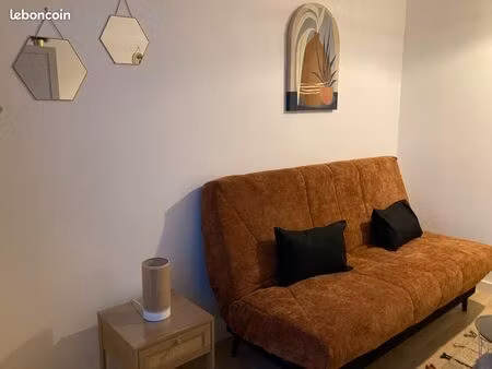 très beau studio neuf de 25 m2  entièrement meublé et équipé