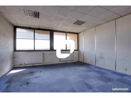 bureau 116 m²
