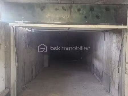 garage/box 33 m² reims