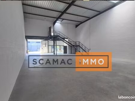 local d'activité 416 m²
