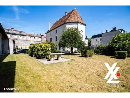propriété 10 pièces 380 m²