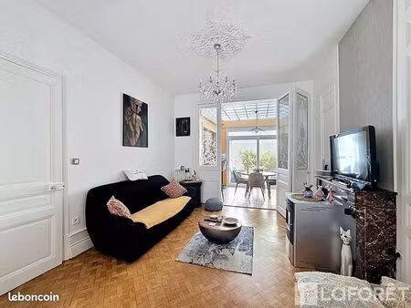 maison 7 pièces 170 m²