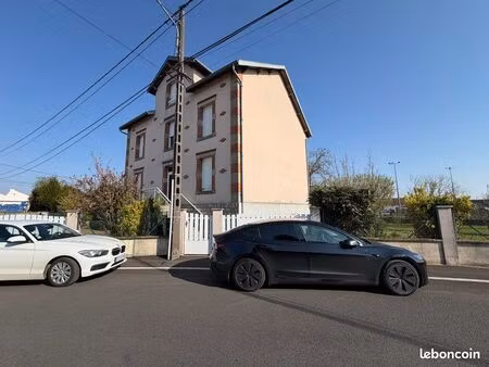 maison avec terrain de 400m2 et 2 logements