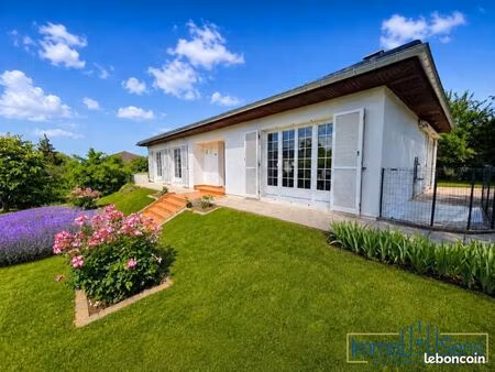 maison 7 pièces 179 m²