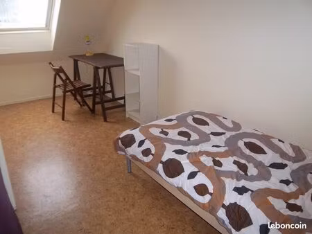 chambre étudiant e