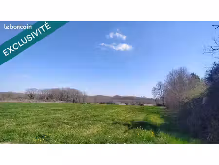 terrain 2380 m² caillac