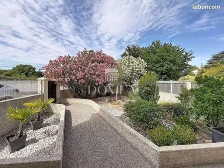 villa 4 pièces 104 m²