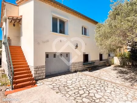 villa 6 pièces 128 m²