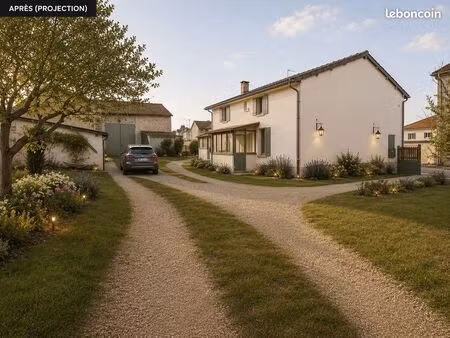 ensemble immobilier avec maison  dépendances  grange et fort potentiel d'aménagement
