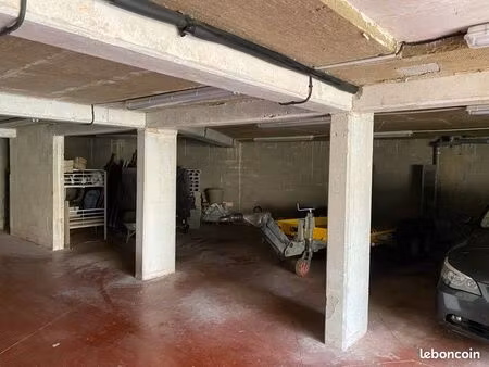 double garage à vendre - 24 et 18m2 (boxable)